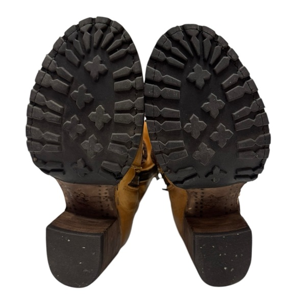 New Freebird Cora Boots in Tan Size 5 - Picture 8 of 12